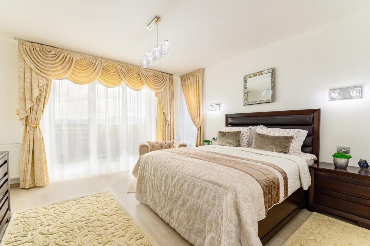 Luxury Apartment Avantgarden 3 Brassó Kültér fotó